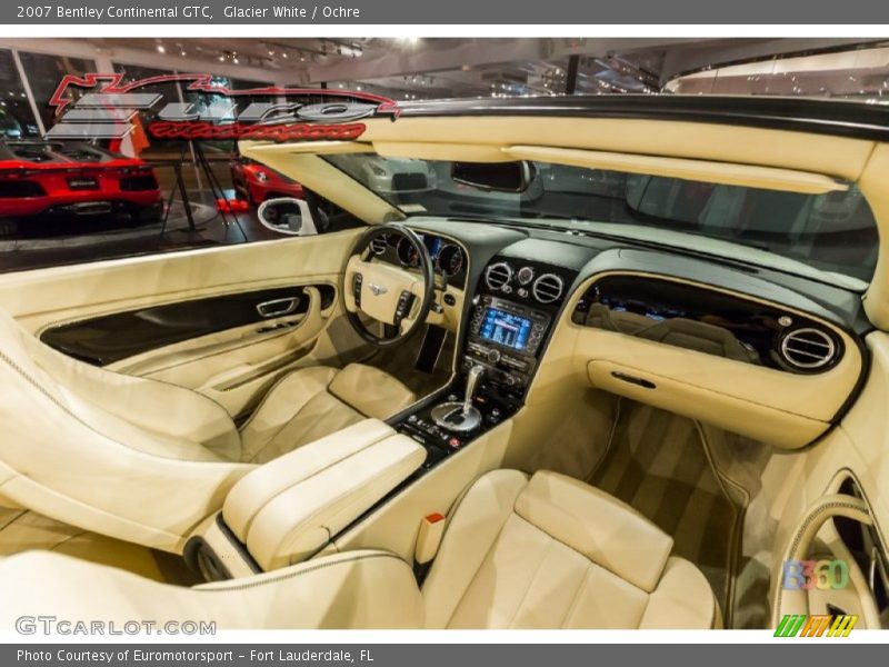 Glacier White / Ochre 2007 Bentley Continental GTC