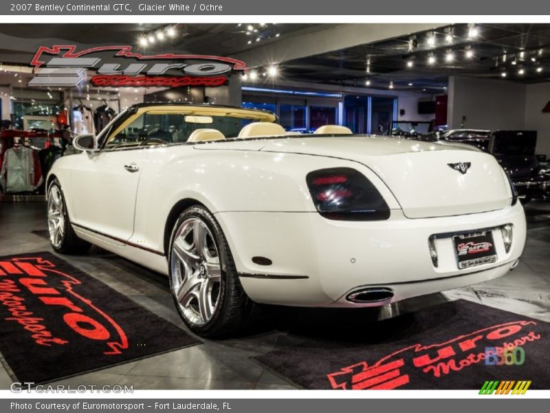 Glacier White / Ochre 2007 Bentley Continental GTC