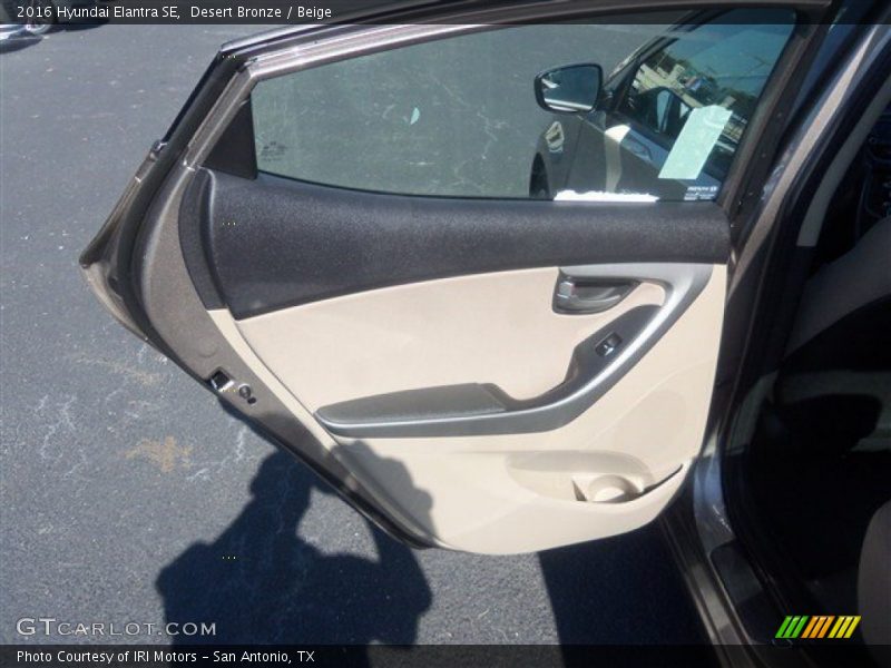 Desert Bronze / Beige 2016 Hyundai Elantra SE