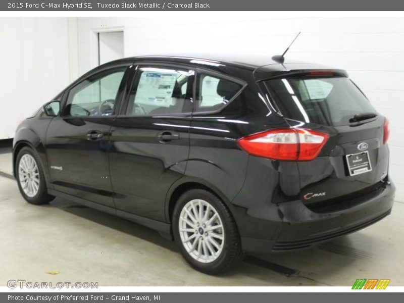 Tuxedo Black Metallic / Charcoal Black 2015 Ford C-Max Hybrid SE