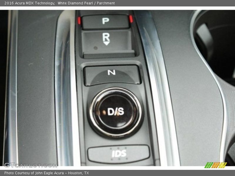 White Diamond Pearl / Parchment 2016 Acura MDX Technology