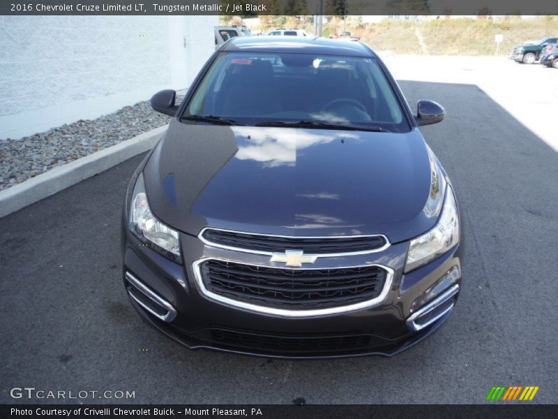 Tungsten Metallic / Jet Black 2016 Chevrolet Cruze Limited LT
