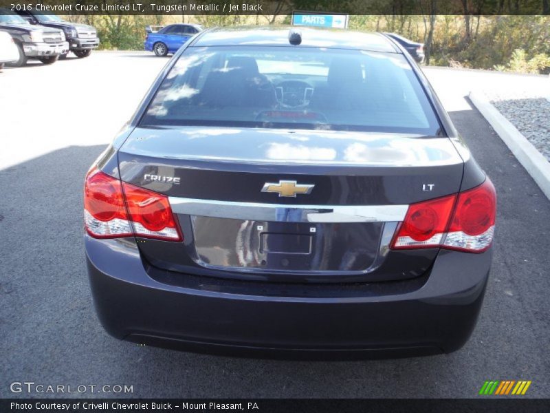 Tungsten Metallic / Jet Black 2016 Chevrolet Cruze Limited LT
