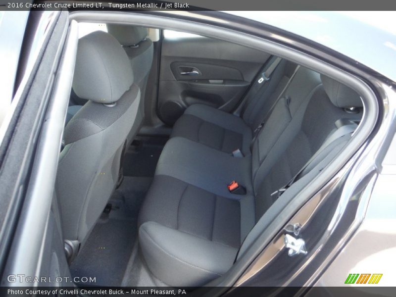 Tungsten Metallic / Jet Black 2016 Chevrolet Cruze Limited LT