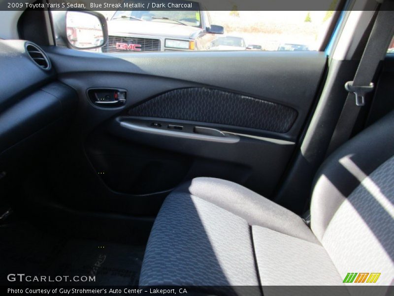Blue Streak Metallic / Dark Charcoal 2009 Toyota Yaris S Sedan