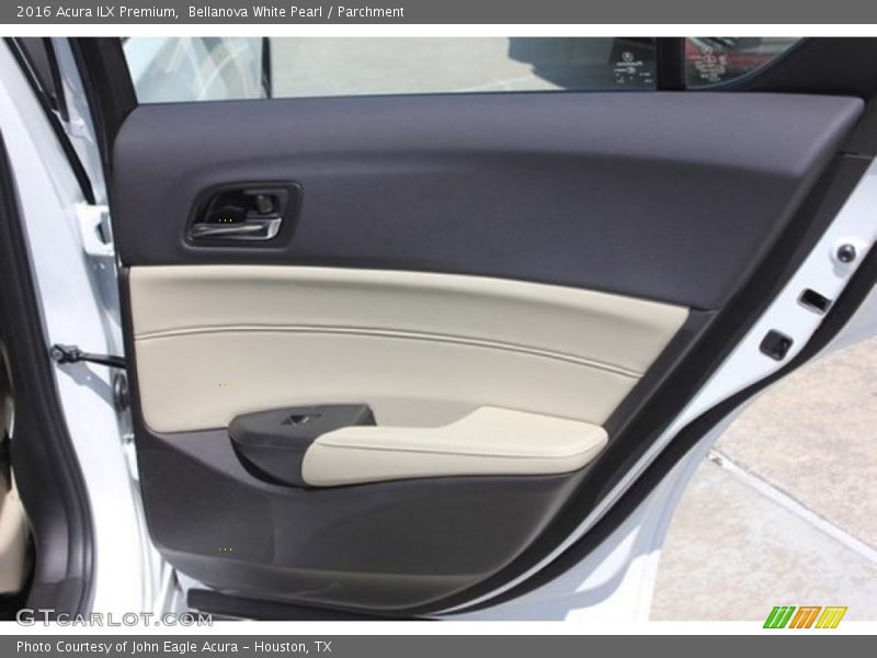 Bellanova White Pearl / Parchment 2016 Acura ILX Premium