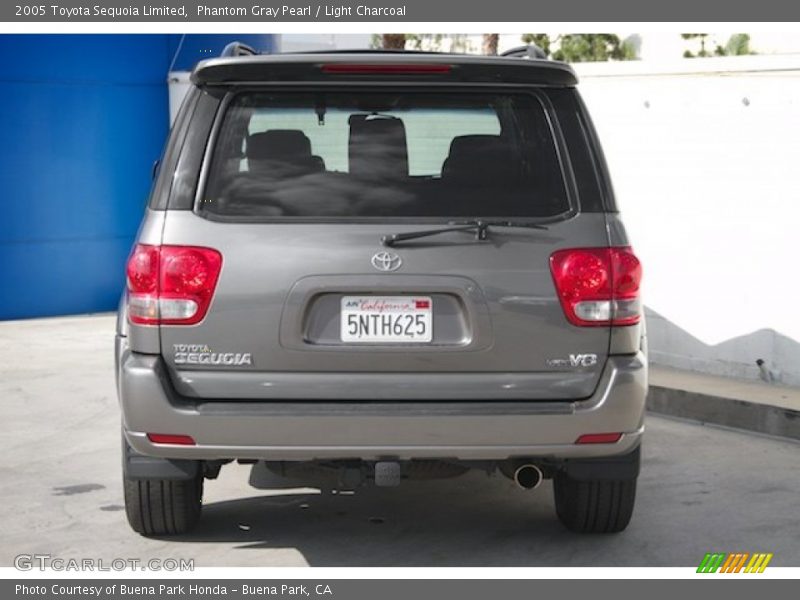 Phantom Gray Pearl / Light Charcoal 2005 Toyota Sequoia Limited
