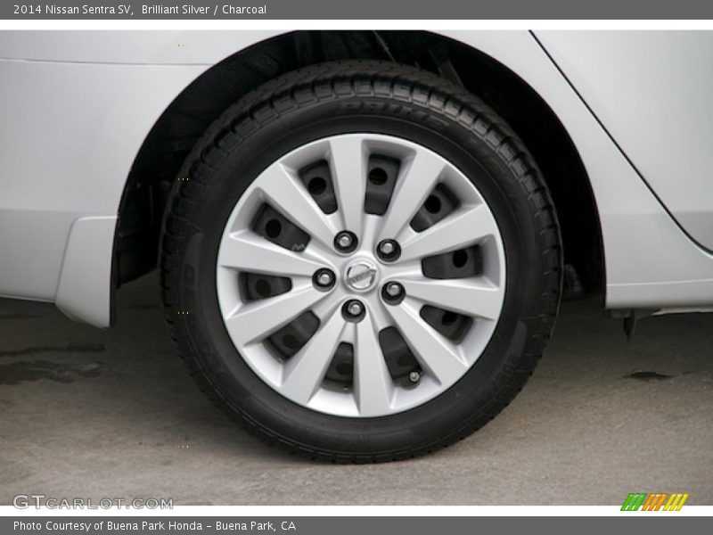 Brilliant Silver / Charcoal 2014 Nissan Sentra SV