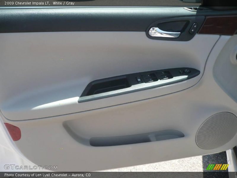 White / Gray 2009 Chevrolet Impala LT