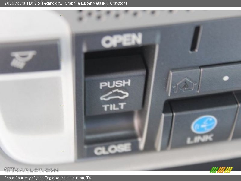 Controls of 2016 TLX 3.5 Technology