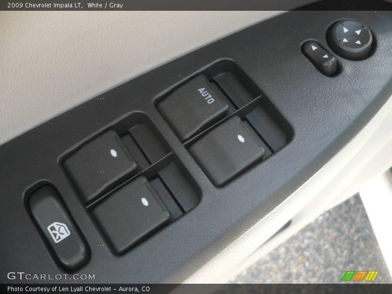 White / Gray 2009 Chevrolet Impala LT