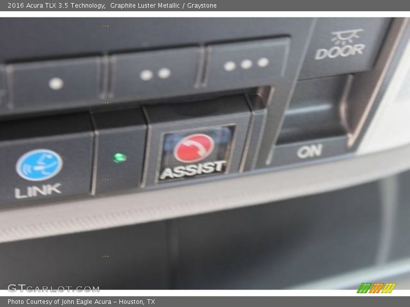 Controls of 2016 TLX 3.5 Technology