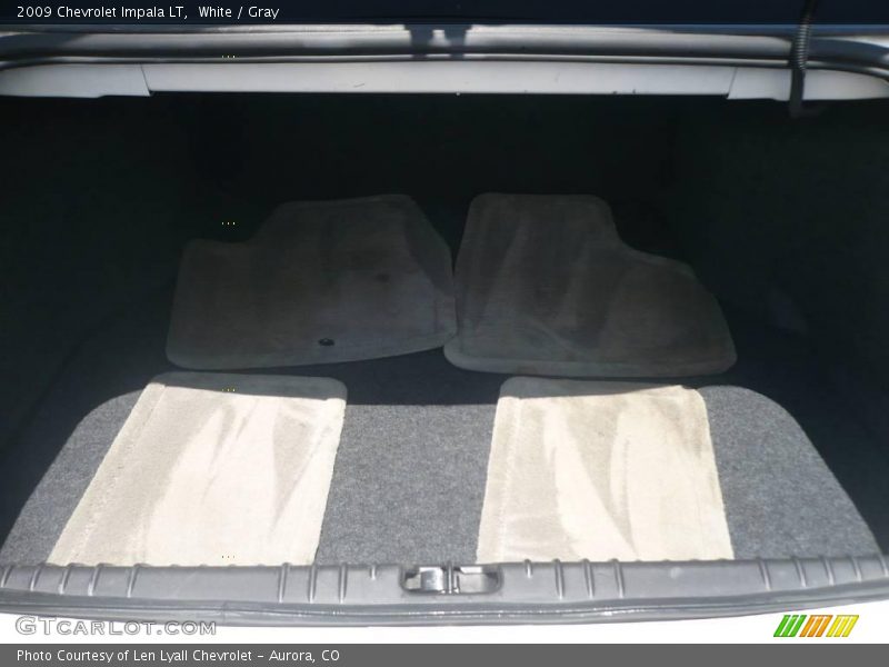 White / Gray 2009 Chevrolet Impala LT
