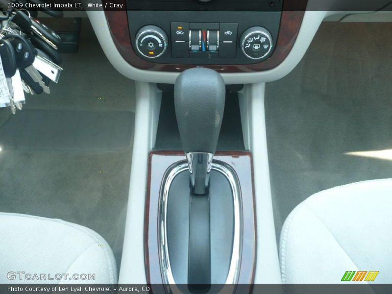 White / Gray 2009 Chevrolet Impala LT