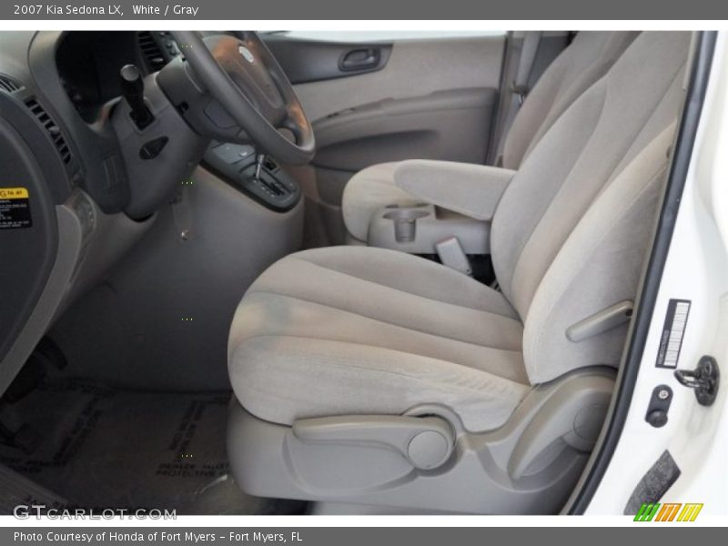 White / Gray 2007 Kia Sedona LX