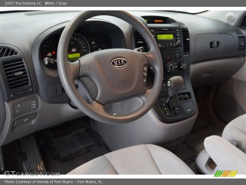 White / Gray 2007 Kia Sedona LX
