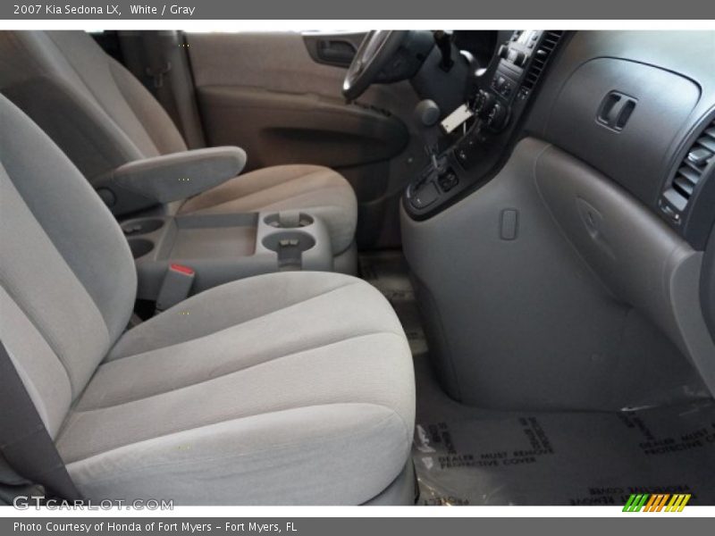 White / Gray 2007 Kia Sedona LX
