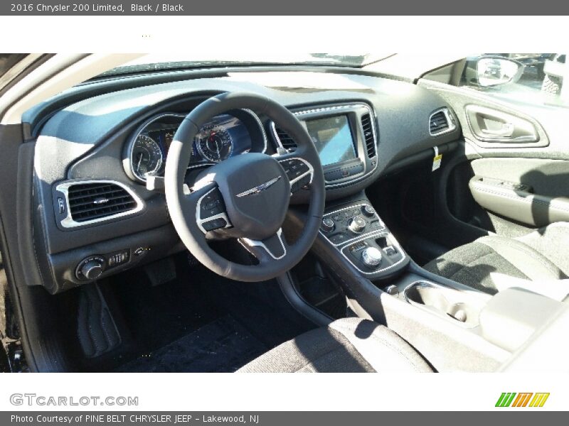 Black / Black 2016 Chrysler 200 Limited