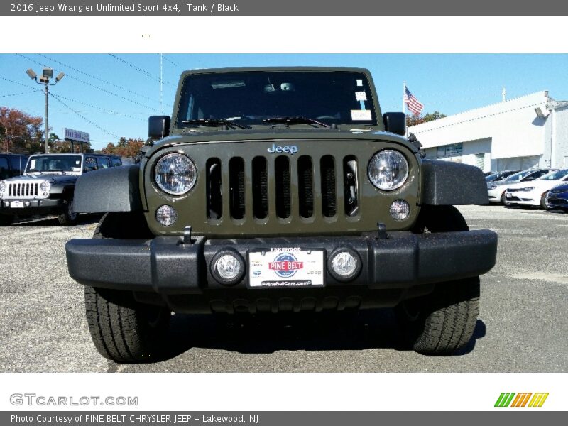 Tank / Black 2016 Jeep Wrangler Unlimited Sport 4x4
