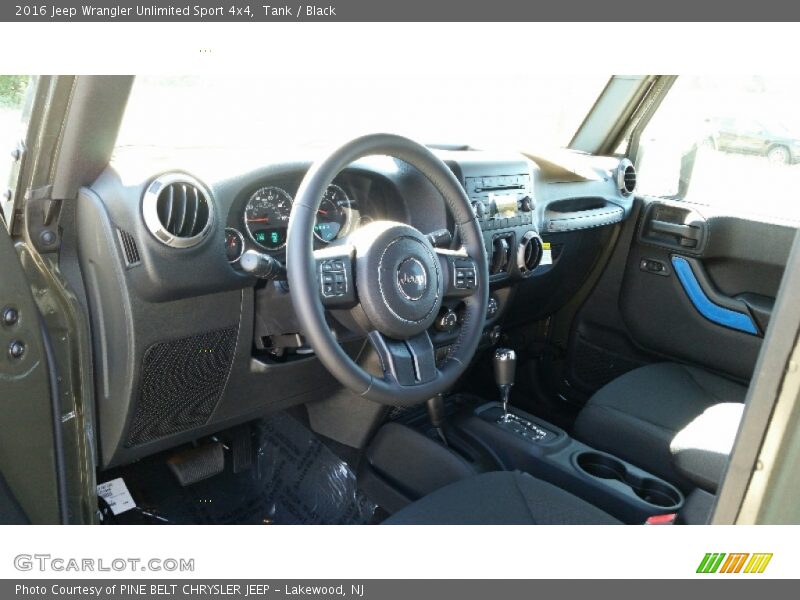 Tank / Black 2016 Jeep Wrangler Unlimited Sport 4x4