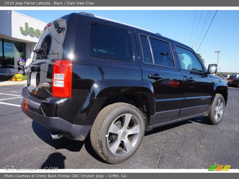 Black / Dark Slate Gray 2016 Jeep Patriot Latitude