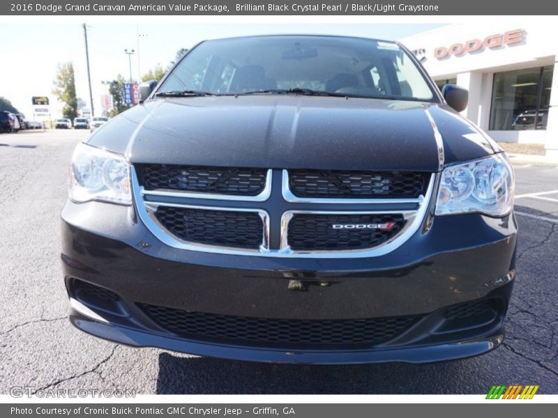 Brilliant Black Crystal Pearl / Black/Light Graystone 2016 Dodge Grand Caravan American Value Package