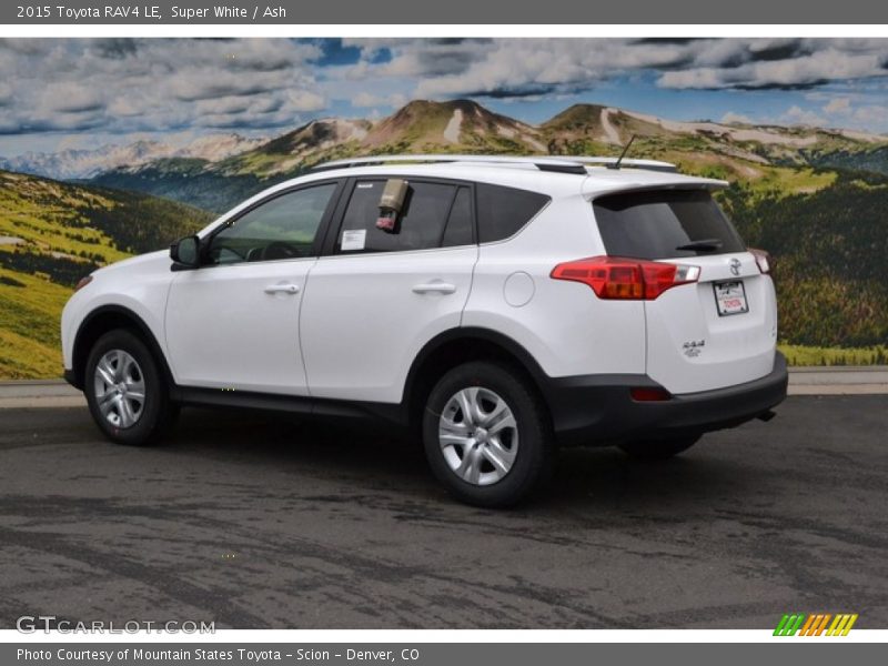 Super White / Ash 2015 Toyota RAV4 LE