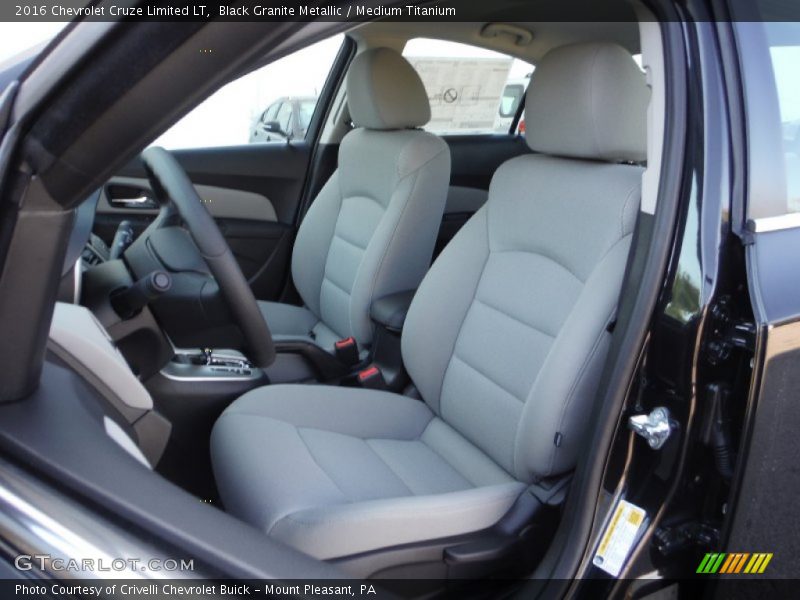 Black Granite Metallic / Medium Titanium 2016 Chevrolet Cruze Limited LT