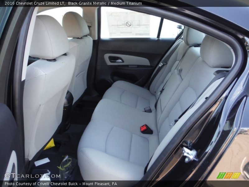 Black Granite Metallic / Medium Titanium 2016 Chevrolet Cruze Limited LT
