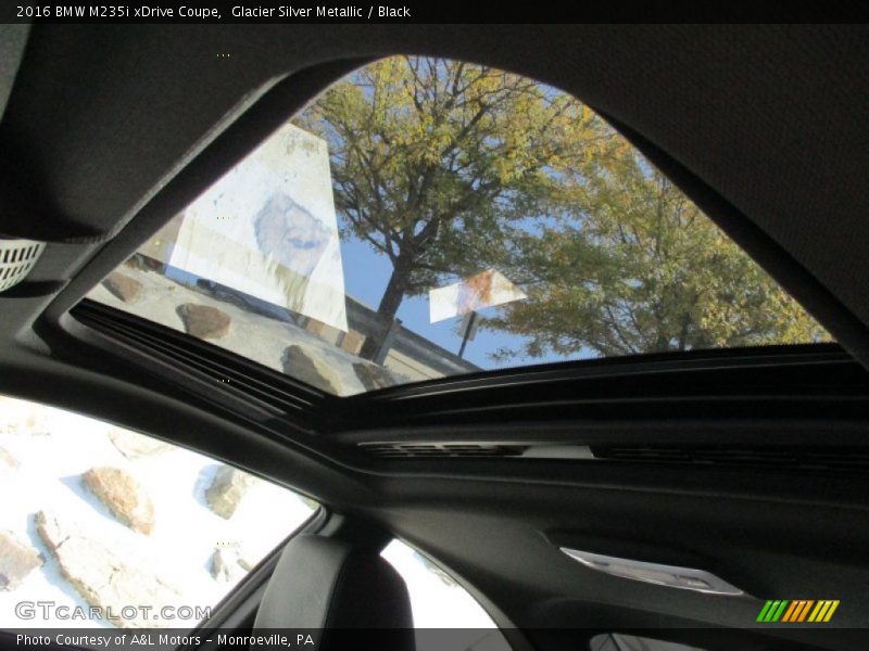 Sunroof of 2016 M235i xDrive Coupe