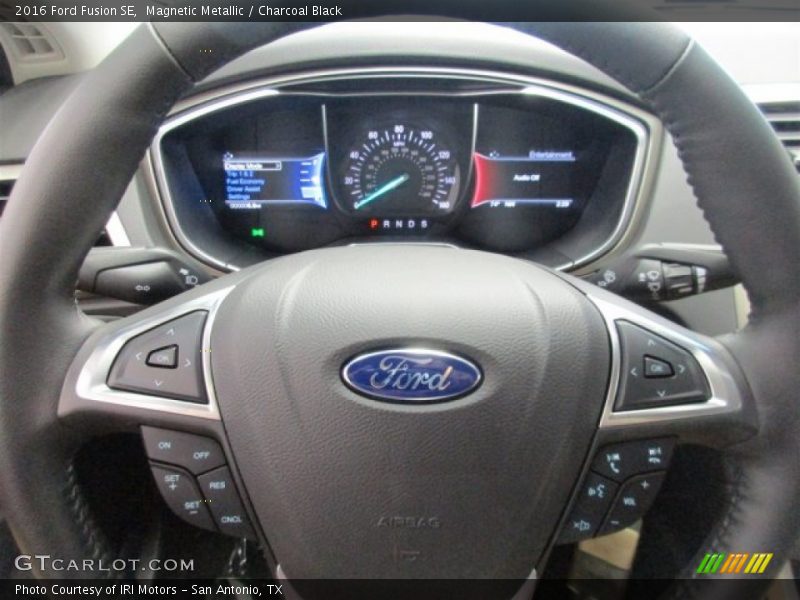 Magnetic Metallic / Charcoal Black 2016 Ford Fusion SE