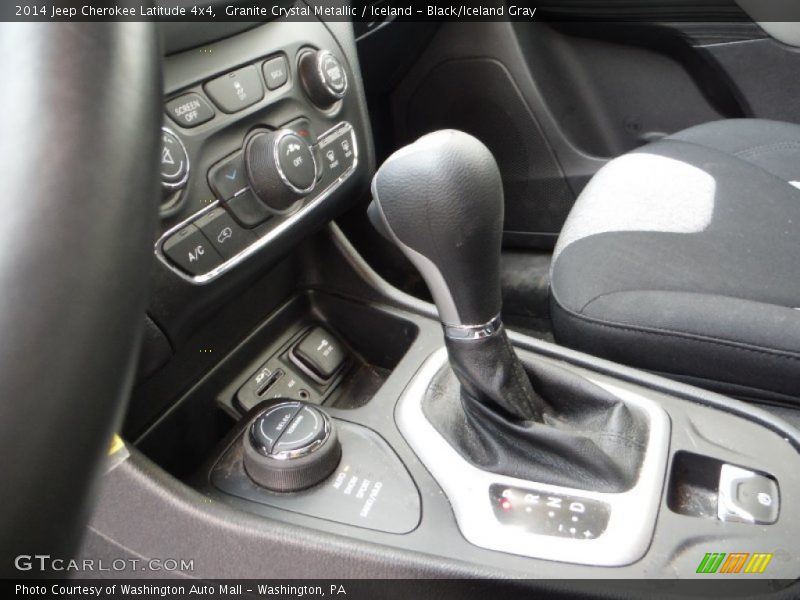 Granite Crystal Metallic / Iceland - Black/Iceland Gray 2014 Jeep Cherokee Latitude 4x4