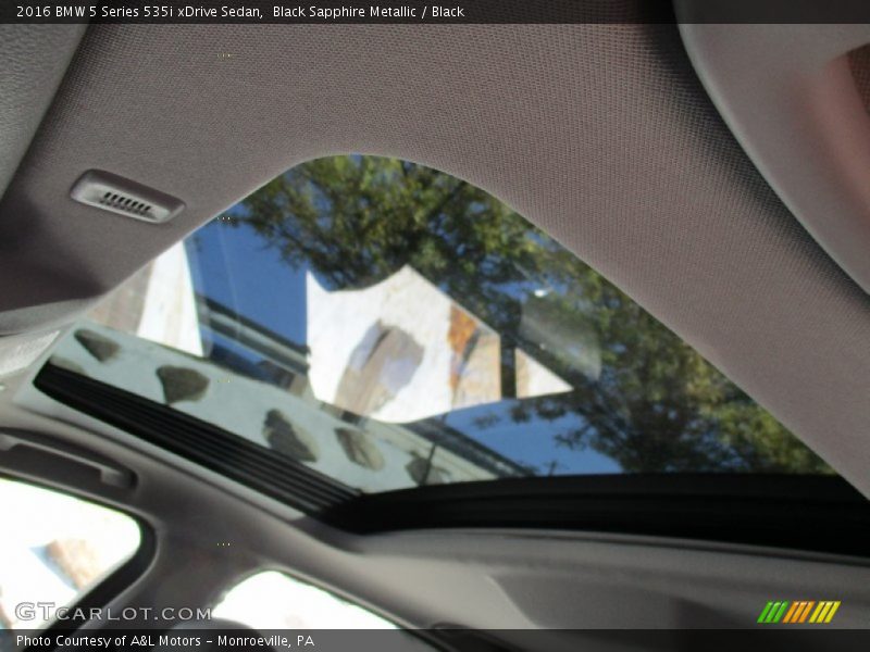 Black Sapphire Metallic / Black 2016 BMW 5 Series 535i xDrive Sedan