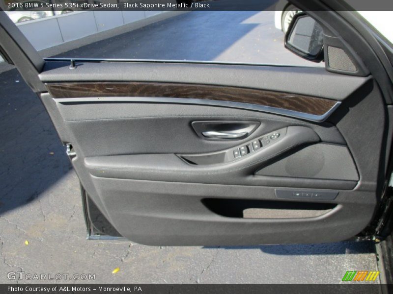 Black Sapphire Metallic / Black 2016 BMW 5 Series 535i xDrive Sedan
