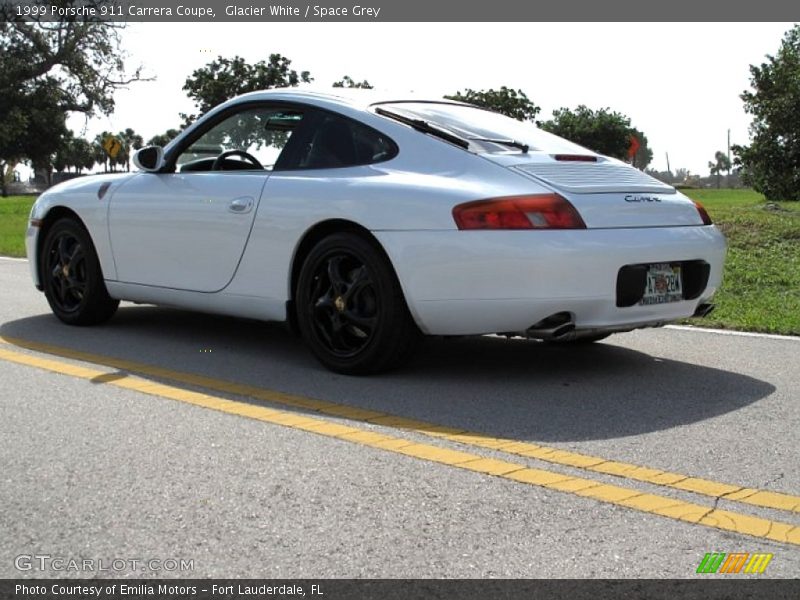 Glacier White / Space Grey 1999 Porsche 911 Carrera Coupe