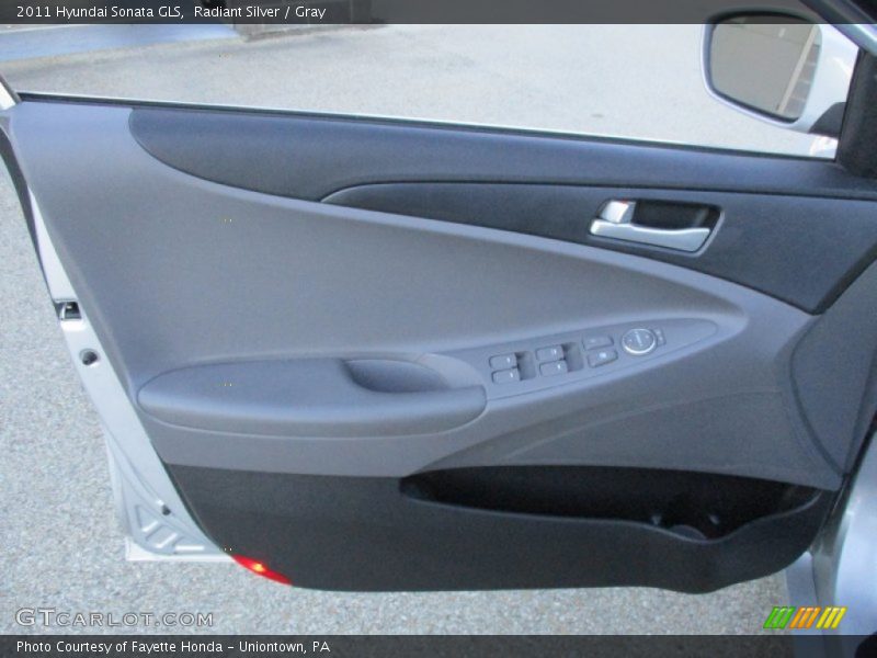 Radiant Silver / Gray 2011 Hyundai Sonata GLS
