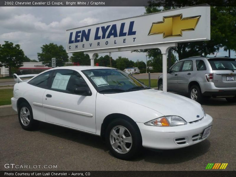 Bright White / Graphite 2002 Chevrolet Cavalier LS Coupe