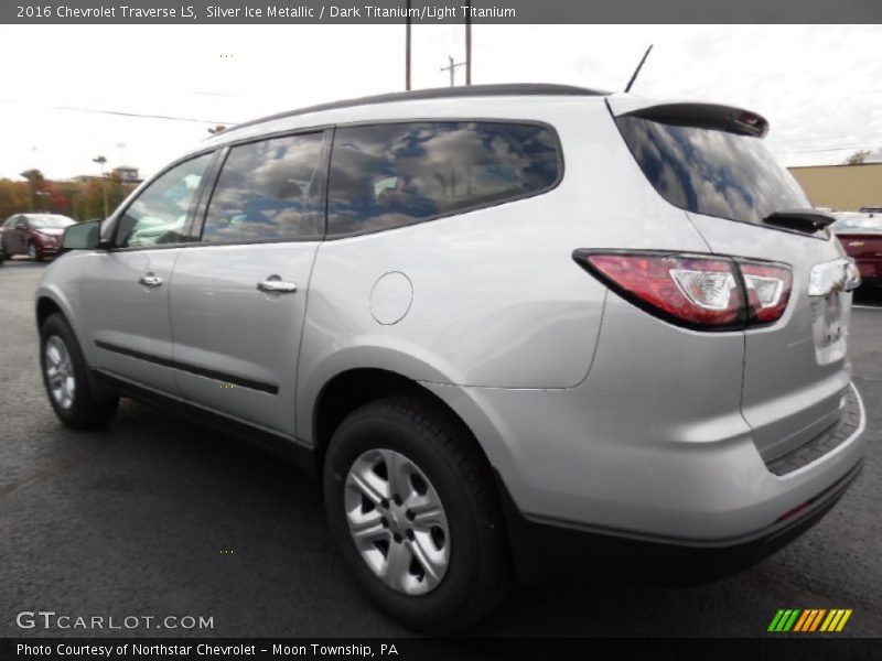 Silver Ice Metallic / Dark Titanium/Light Titanium 2016 Chevrolet Traverse LS