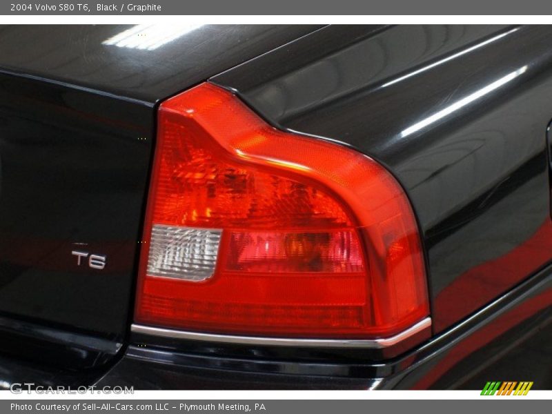 Black / Graphite 2004 Volvo S80 T6