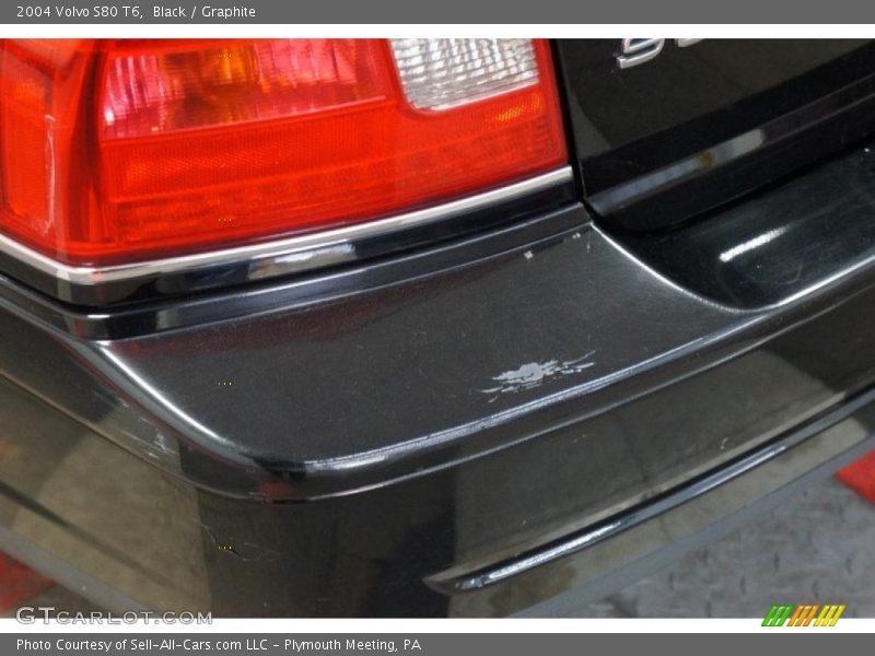 Black / Graphite 2004 Volvo S80 T6