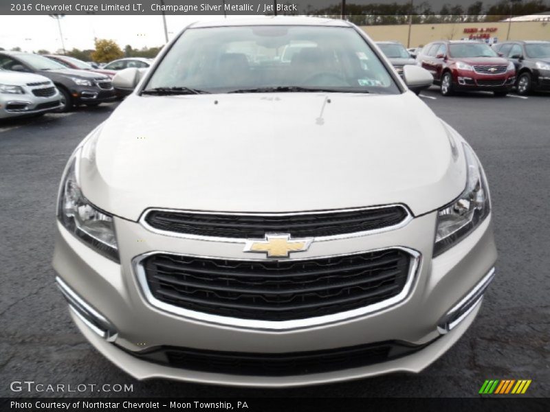 Champagne Silver Metallic / Jet Black 2016 Chevrolet Cruze Limited LT