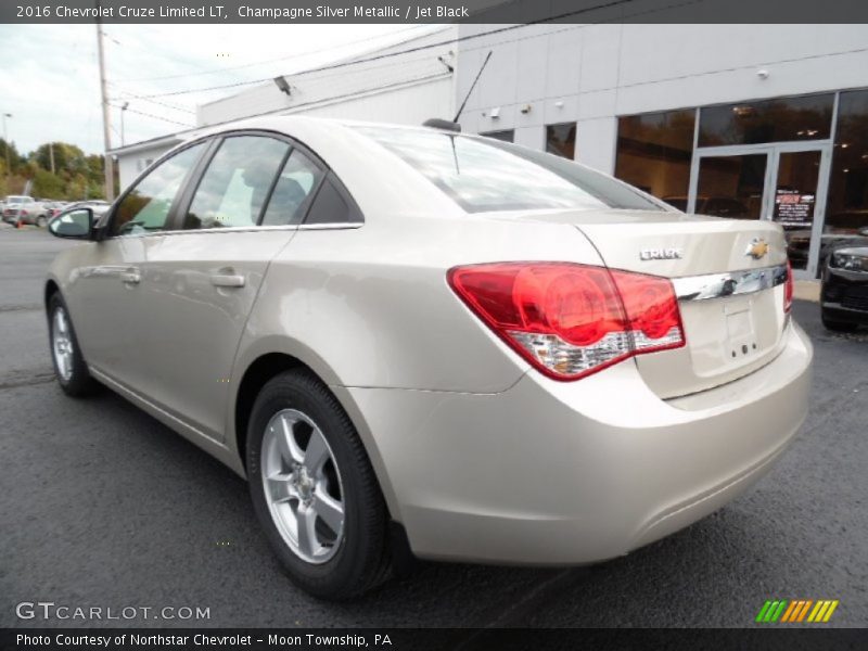 Champagne Silver Metallic / Jet Black 2016 Chevrolet Cruze Limited LT