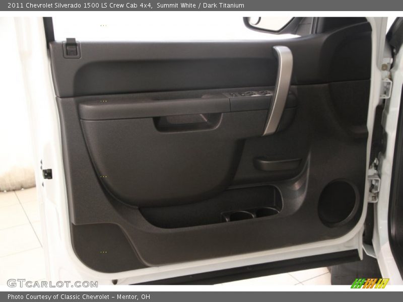 Summit White / Dark Titanium 2011 Chevrolet Silverado 1500 LS Crew Cab 4x4