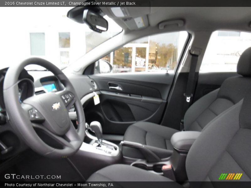 Champagne Silver Metallic / Jet Black 2016 Chevrolet Cruze Limited LT