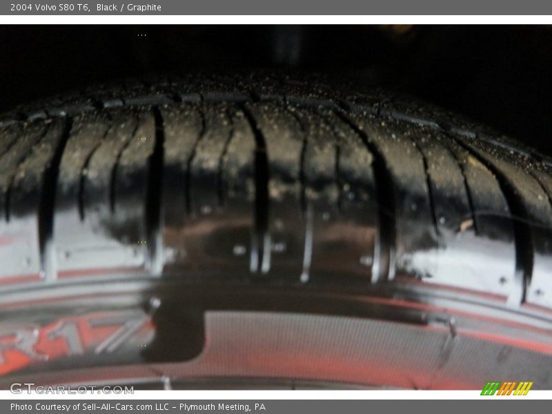 Black / Graphite 2004 Volvo S80 T6
