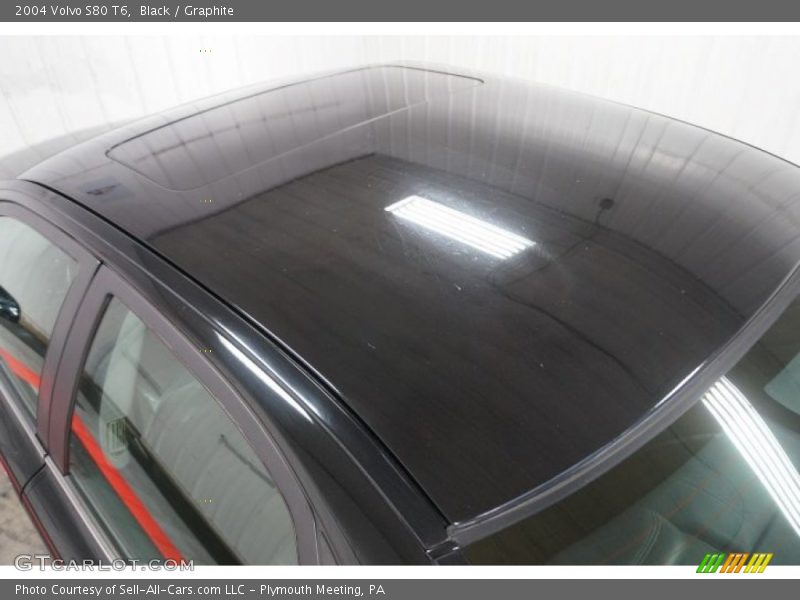 Black / Graphite 2004 Volvo S80 T6