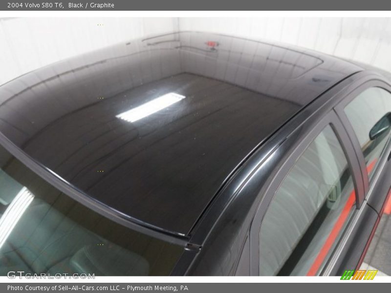 Black / Graphite 2004 Volvo S80 T6