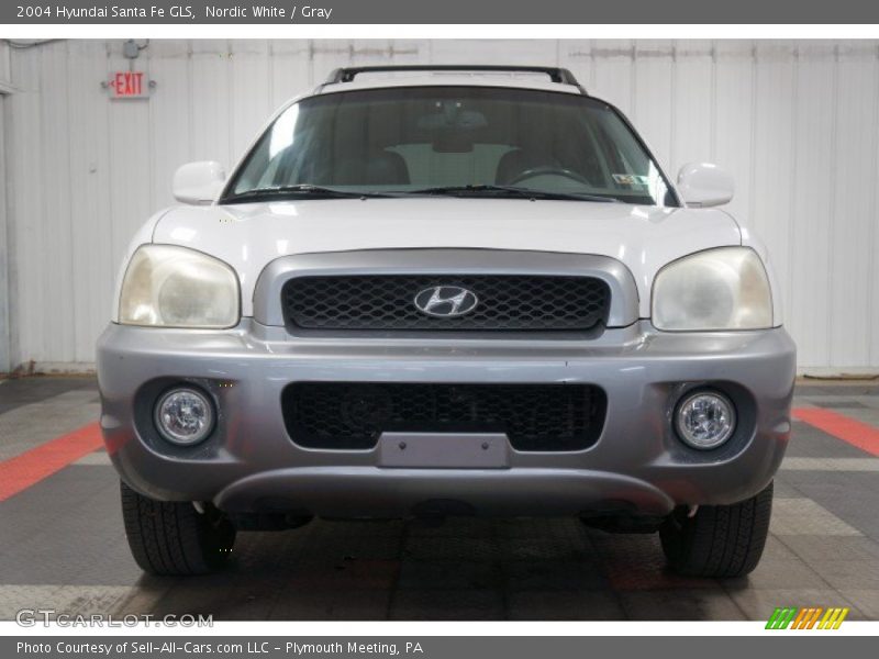 Nordic White / Gray 2004 Hyundai Santa Fe GLS