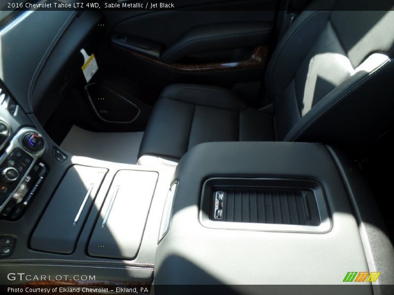 Sable Metallic / Jet Black 2016 Chevrolet Tahoe LTZ 4WD