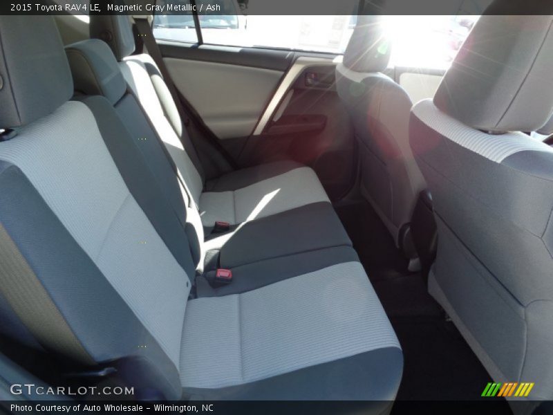 Magnetic Gray Metallic / Ash 2015 Toyota RAV4 LE